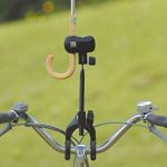 雨の日の自転車通勤はカッパより断然こっち！傘の設置台「かささすけ」
