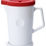 省スペースでおしゃれなオイルポット。陶磁器で油のもちも良いですよ♪